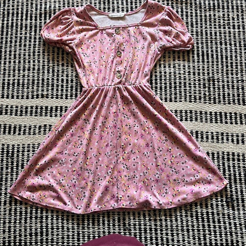Forever Girl Size 6 Little girls pink floral print dress